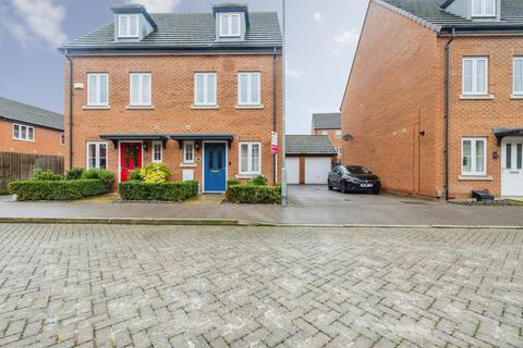 undefined, Iris Crescent, Lincoln