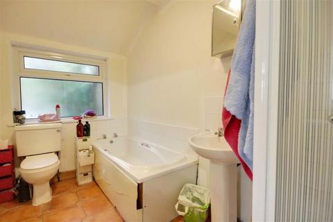 undefined, Leytonstone, London, E11