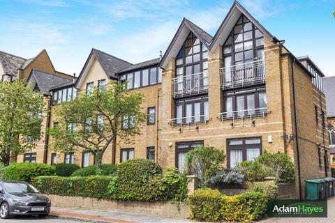 2 bedroom apartment for sale, Sandringham Gardens, London N12