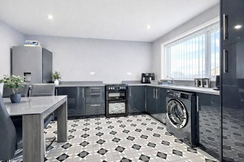 undefined, Schoolbrae, Elgin IV30