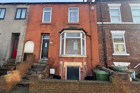 2 bedroom terraced house for sale, Pinderfields Road, Wakefield, WF1