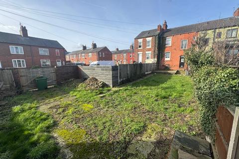 2 bedroom terraced house for sale, Pinderfields Road, Wakefield, WF1