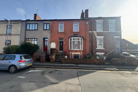 2 bedroom terraced house for sale, Pinderfields Road, Wakefield, WF1