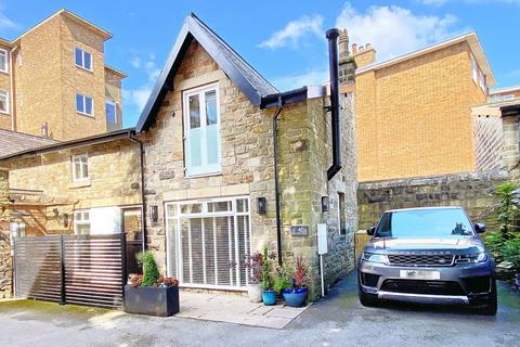 2 bedroom semi-detached house to rent, 40A York Place, Harrogate, HG1