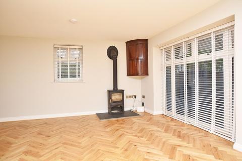 2 bedroom semi-detached house to rent, 40A York Place, Harrogate, HG1