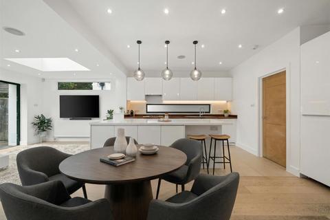 undefined, Hare Lane, Claygate, Esher