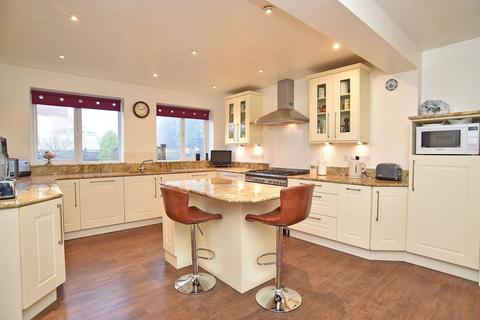 undefined, Almsford Avenue, Harrogate, HG2