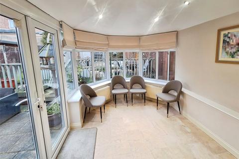 2 bedroom semi-detached house for sale, Denehurst Way, Warwickshire CV10
