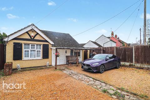 3 bedroom detached bungalow for sale, Chalet Hill, Bordon