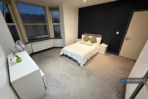 1 bedroom in a house share to rent, Cliff Villas, Pontefract, WF8