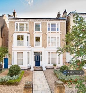 1 bedroom flat to rent, The Chase, London, SW4