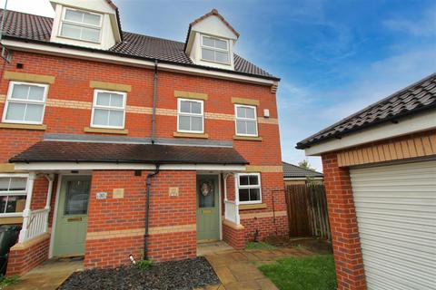 3 bedroom end of terrace house to rent, Turnberry Mews, Stainforth, DONCASTER