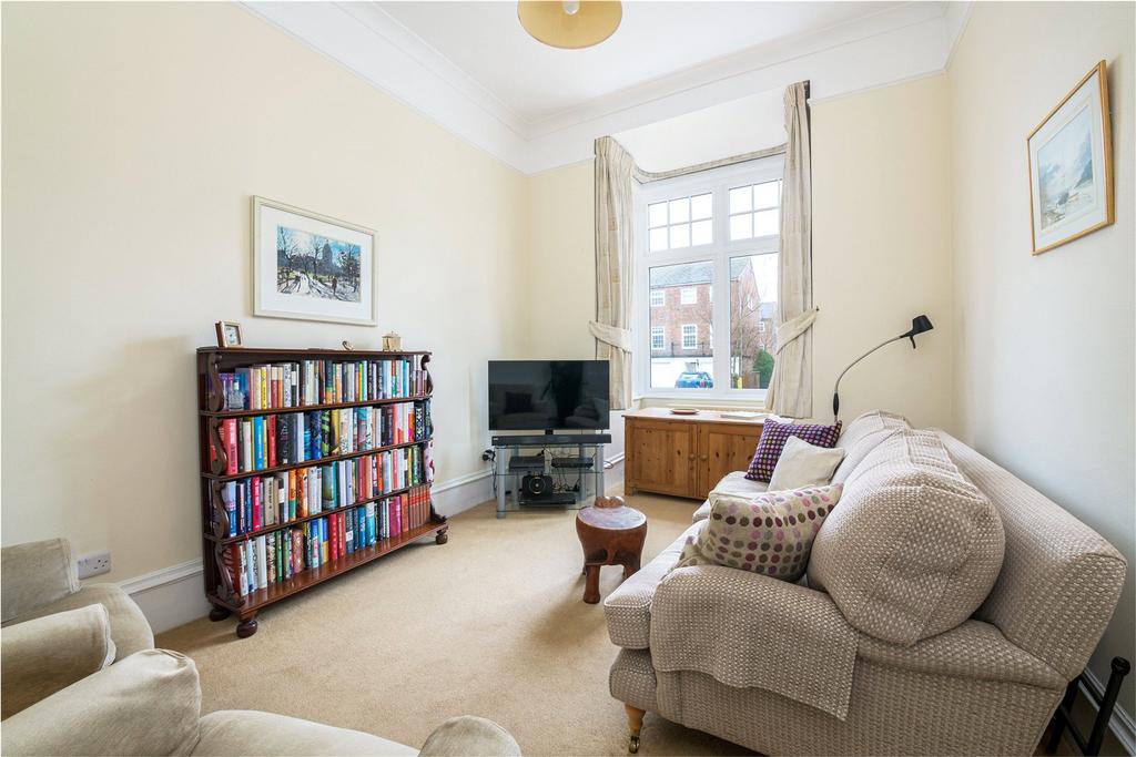 Reception / Tv Room