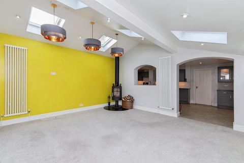 4 bedroom detached house for sale, Long Croft, Yate, Bristol