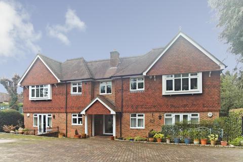 1 bedroom flat for sale, 20 Harestone Hill, Caterham, CR3