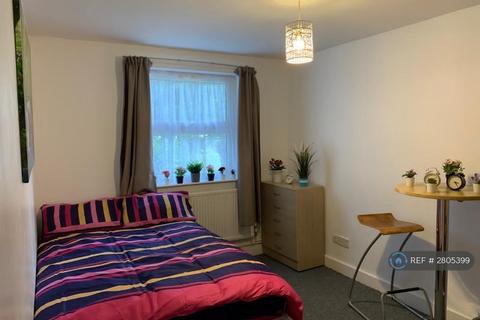 undefined, The Ridgeway, Enfield, EN2