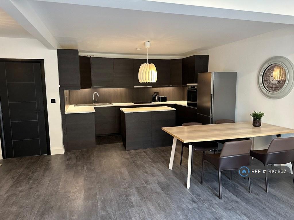 Kitchen/Dining