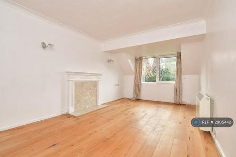 undefined, Beechwood Gardens, Caterham, CR3
