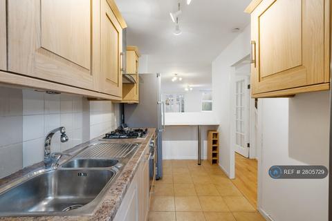 undefined, Grace Close, London, SE9
