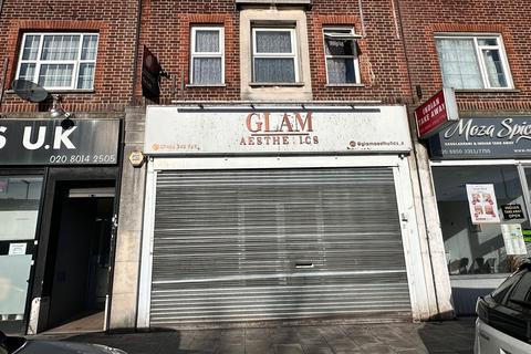 Retail property (high street) to rent, Blackfen Rd Sidcup DA15 8PS