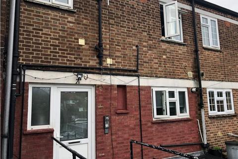 Retail property (high street) to rent, Blackfen Rd Sidcup DA15 8PS