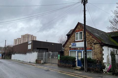 Industrial unit for sale, 5 Manor Rd London SE25 4TA