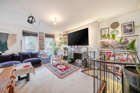 2 bedroom flat to rent, Knollys Road, Tulse Hill, London, SW16