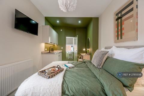1 bedroom in a house share to rent, Tamworth Road, Nottingham, NG10