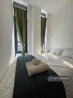 1 bedroom in a flat share to rent, Brigade Mews, London, SE1