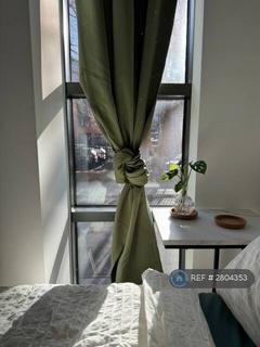 1 bedroom in a flat share to rent, Brigade Mews, London, SE1