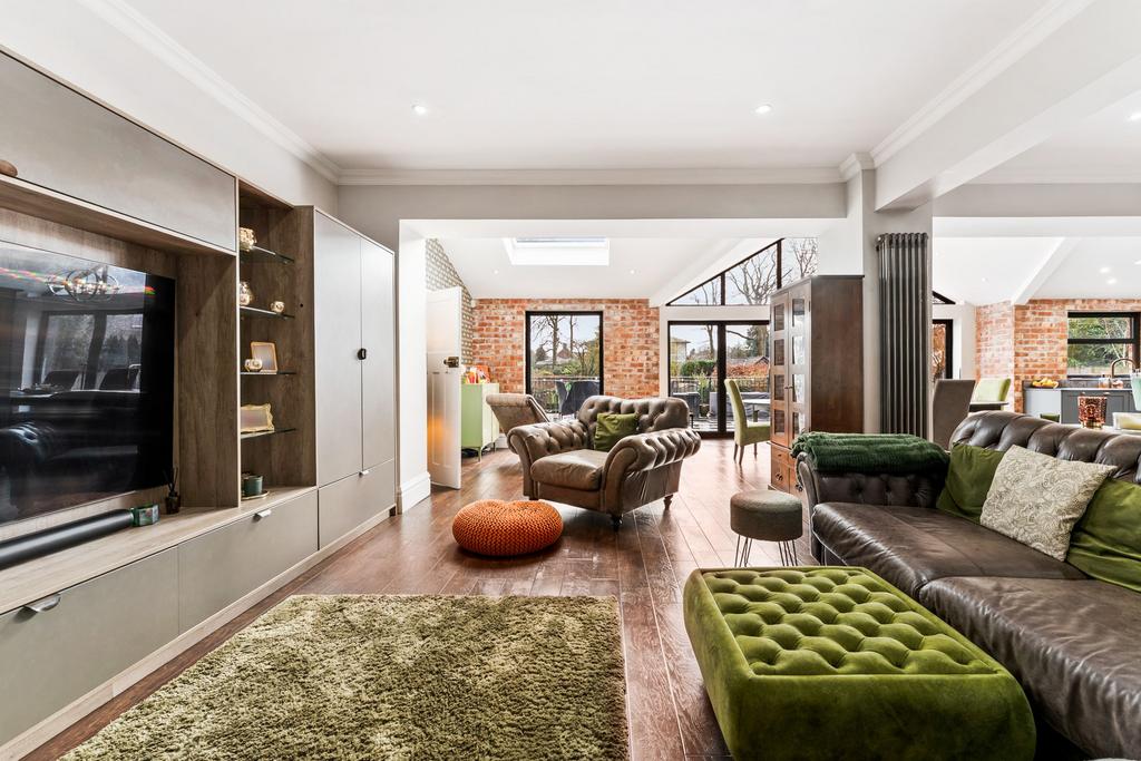 Kitchen/Diner/Family Room