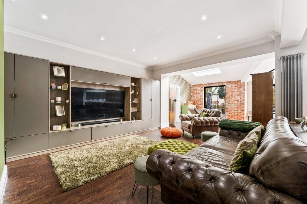 Kitchen/Diner/Family Room