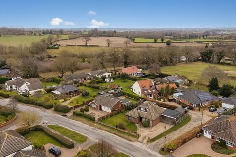 3 bedroom detached house for sale, Mill Road, Norwich NR14