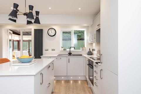 3 bedroom detached house for sale, Bentham Road, Chesterfield S40