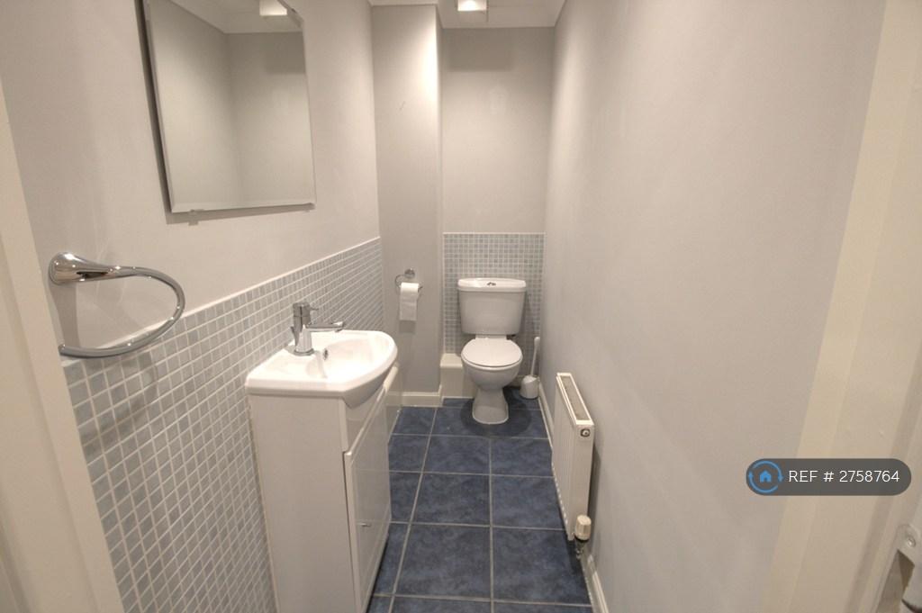 Ground Floor Wc