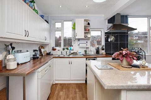 3 bedroom terraced house for sale, Westbrook Avenue, Teignmouth, TQ14