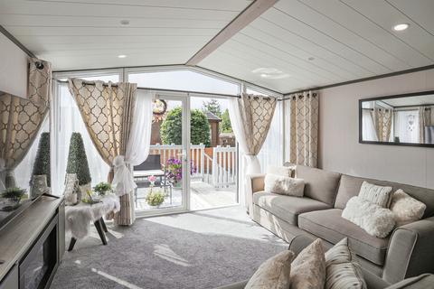 2 bedroom park home for sale, Hull Road, Wilberfoss, York