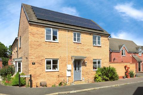 3 bedroom semi-detached house for sale, Roden Way, Peterborough