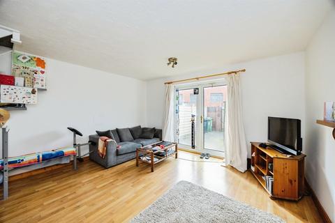 3 bedroom terraced house for sale, Denning Mews, Southsea