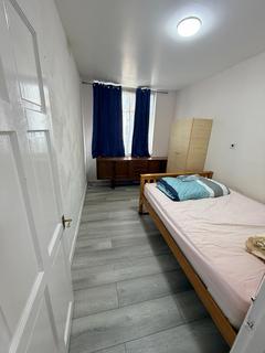 1 bedroom flat to rent, Ilford, Essex, IG1