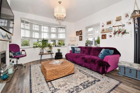 4 bedroom detached bungalow for sale, London Road, Oadby, Leicester