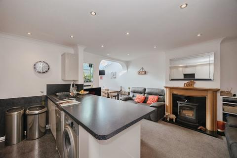 4 bedroom terraced house for sale, Meon Road, Southsea