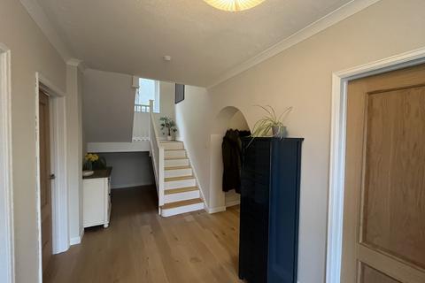 4 bedroom detached house for sale, Crescent Road, Llandeilo, Carmarthenshire.