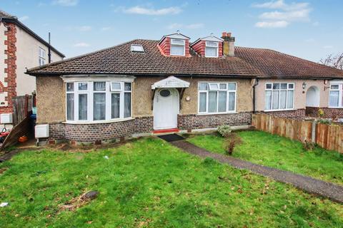 3 bedroom semi-detached bungalow for sale, The Glade, Shirley