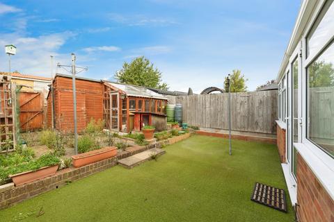 3 bedroom terraced house for sale, Leaves Spring, Stevenage