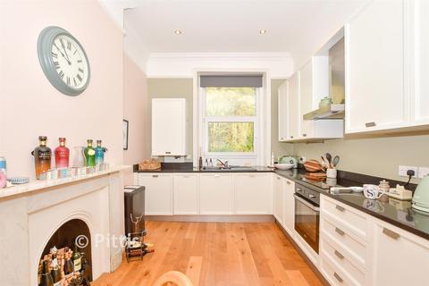 2 bedroom apartment for sale, St. Boniface Road, Ventnor, Isle of Wight