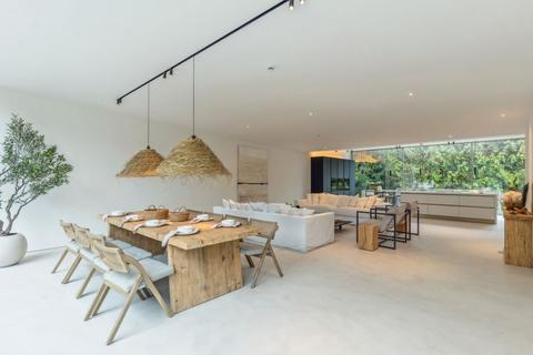 undefined, Lawns, Box Lane, Hemel Hempstead, Hertfordshire, HP3 0DJ