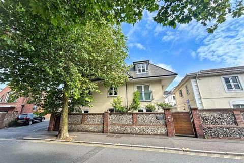 1 bedroom flat for sale, Lismore Road, Eastbourne