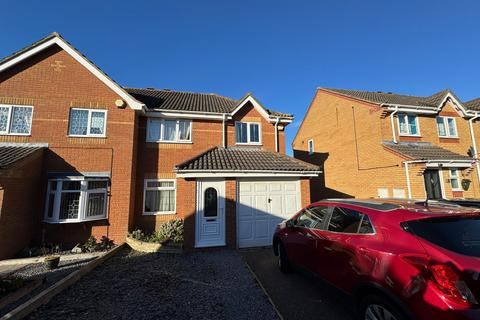 3 bedroom semi-detached house for sale, Alexander Way, Dereham