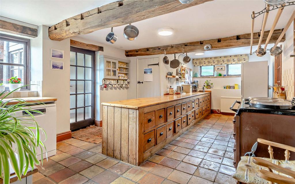 Kitchen/Breakfast